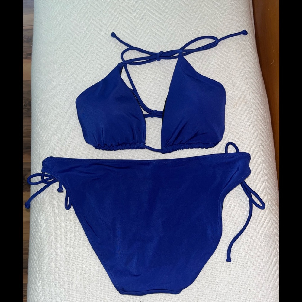 Victoria’s Secret Swimsuit 2 Pieces, Size Large